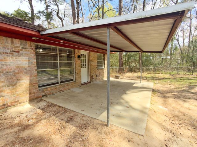 23418 Pine Forest Drive, New Caney, TX 77357