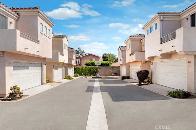 1232 Mission Pl, Duarte, CA 91010