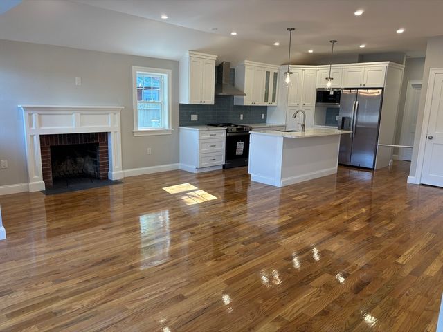 53 Morningside Path, Weymouth, MA 02189