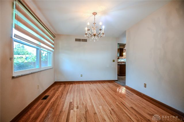 2016 E Oak Tree Drive, Kettering, OH 45440