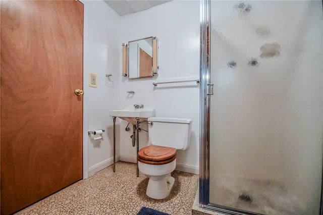 2016 E Oak Tree Drive, Kettering, OH 45440