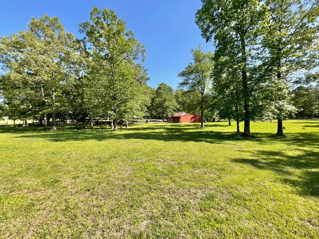 496 Cherokee Drive, Chatsworth, GA 30705