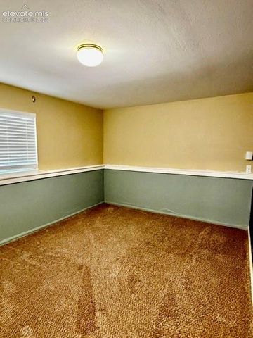 2236 Fernwood Drive, Colorado Springs, CO 80910