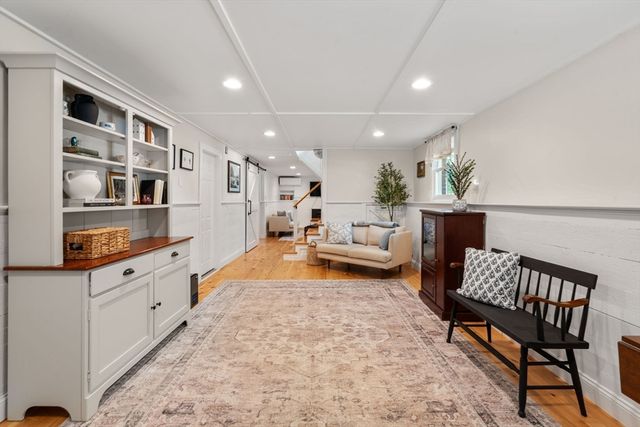 23 Inland Rd, Marion, MA 02738