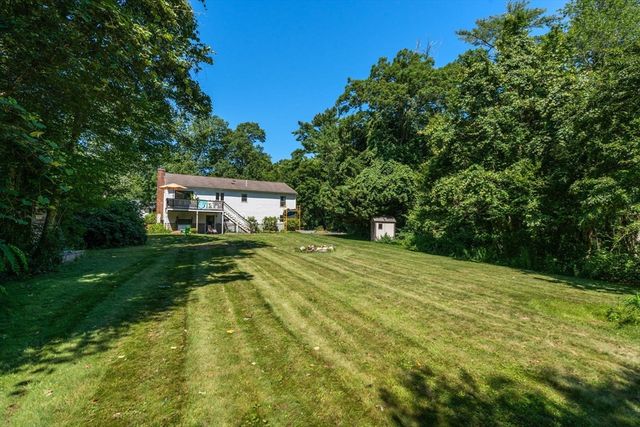 23 Inland Rd, Marion, MA 02738