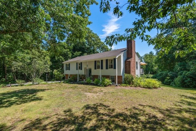 23 Inland Rd, Marion, MA 02738