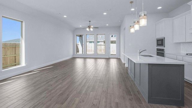 42624 Mystery Lane, Magnolia, TX 77354