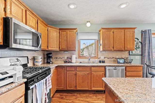 5131 Windybrook Drive, Grandville, MI 49418