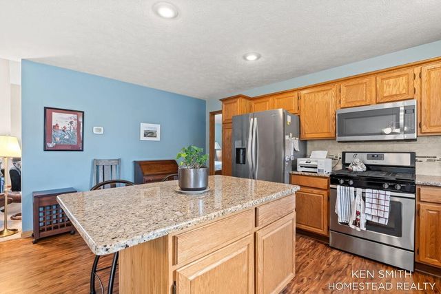 5131 Windybrook Drive, Grandville, MI 49418