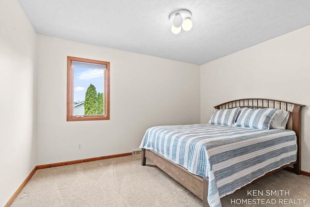5131 Windybrook Drive, Grandville, MI 49418