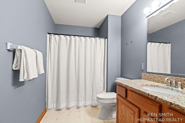 5131 Windybrook Drive, Grandville, MI 49418