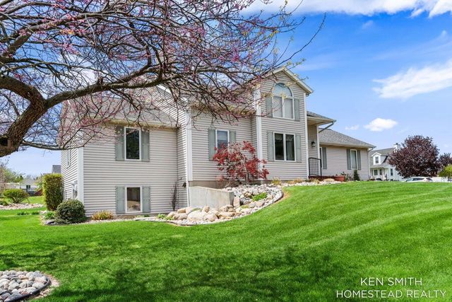 5131 Windybrook Drive, Grandville, MI 49418