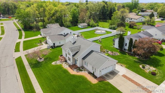 5131 Windybrook Drive, Grandville, MI 49418