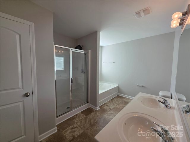 1047 Mackey Court, Gastonia, NC 28056