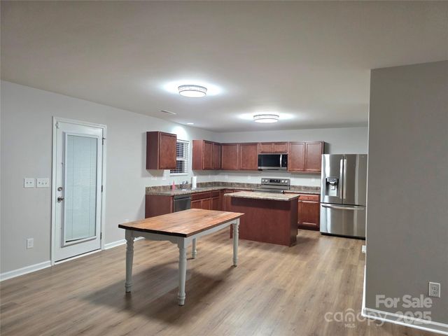 1047 Mackey Court, Gastonia, NC 28056