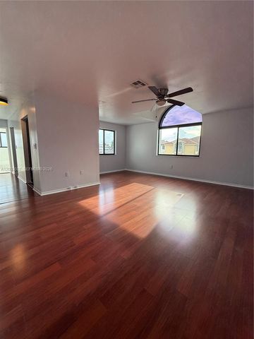 19603 NW 82nd Place, Hialeah, FL 33015