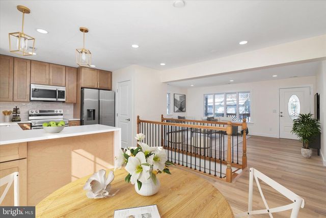 1123 OAK VIEW DR, Crownsville, MD 21032