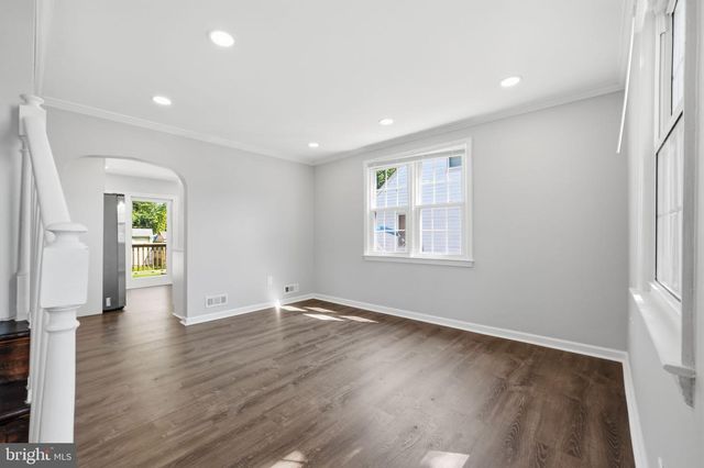 176 CARROLL RD, Pasadena, MD 21122
