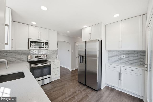 176 CARROLL RD, Pasadena, MD 21122