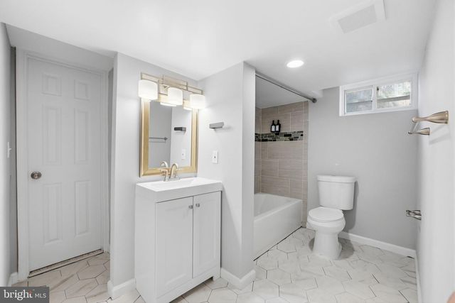 176 CARROLL RD, Pasadena, MD 21122