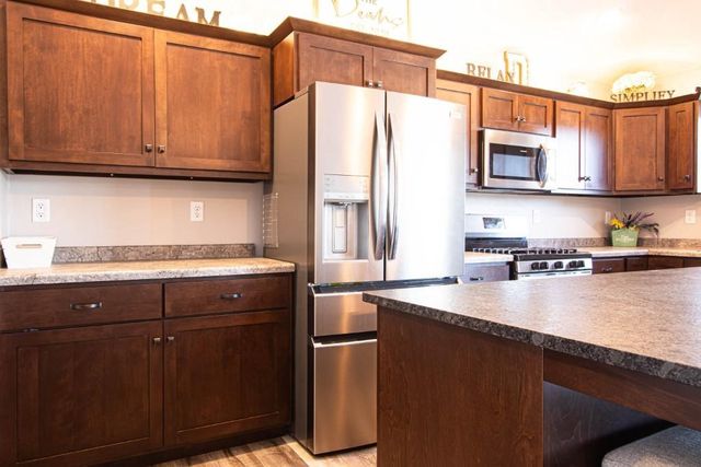 320 N 36TH AVENUE, Wausau, WI 54401