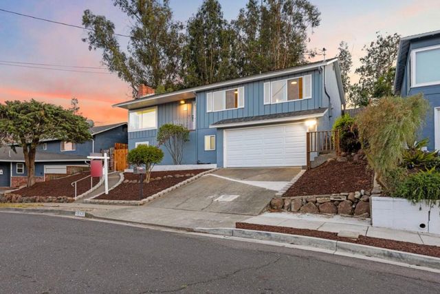 18631 Laredo Road, Castro Valley, CA 94546