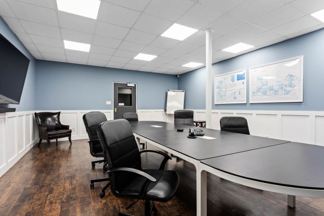 35-20 Leverich Street C342, New York City, NY 11377