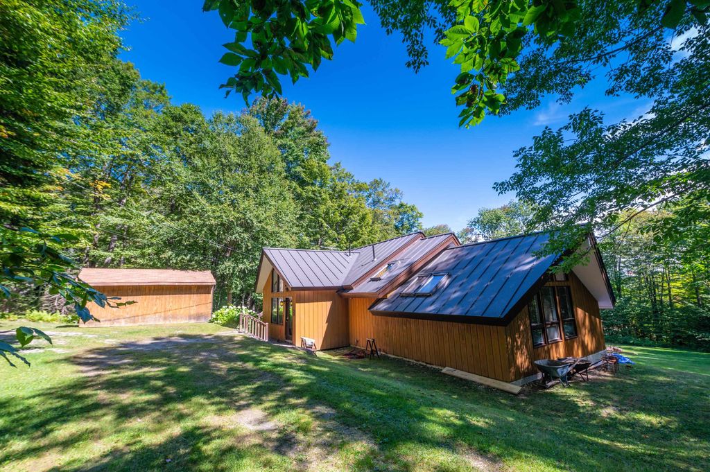 14 Johnson Hill Road, Dover, VT 05356