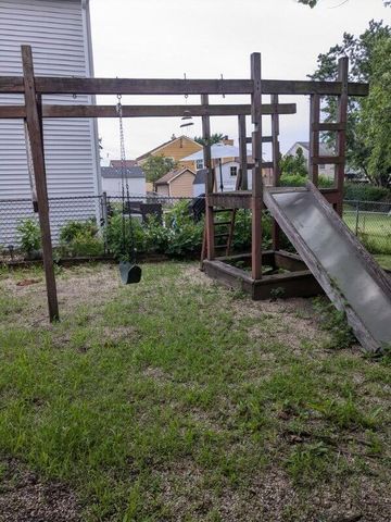 982 Grant Street, Bartlett, IL 60103