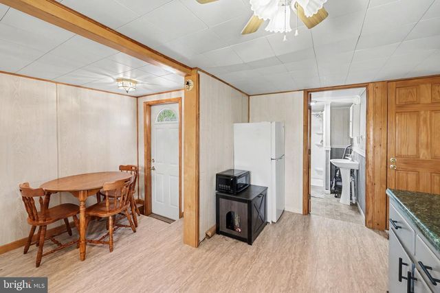 37 MOUNTAIN ST, Mount Holly Springs, PA 17065