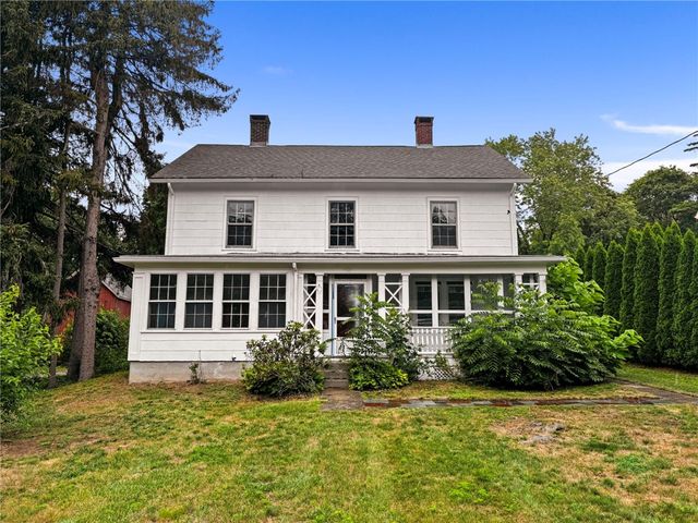 19 Mendon Road, North Attleboro, MA 02760