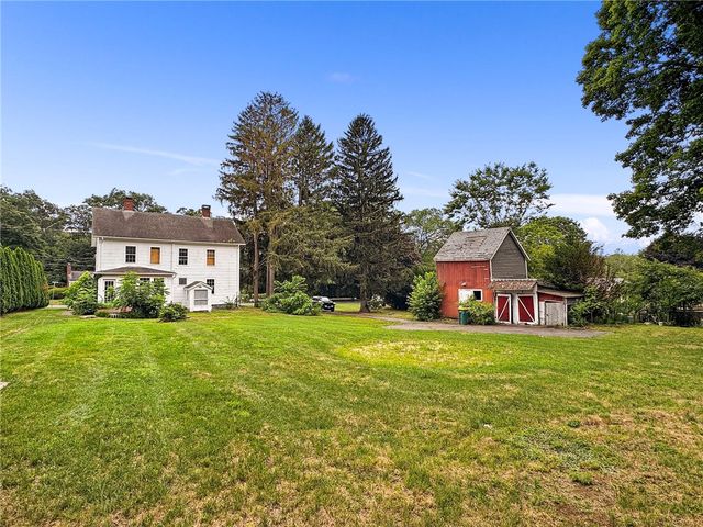 19 Mendon Road, North Attleboro, MA 02760
