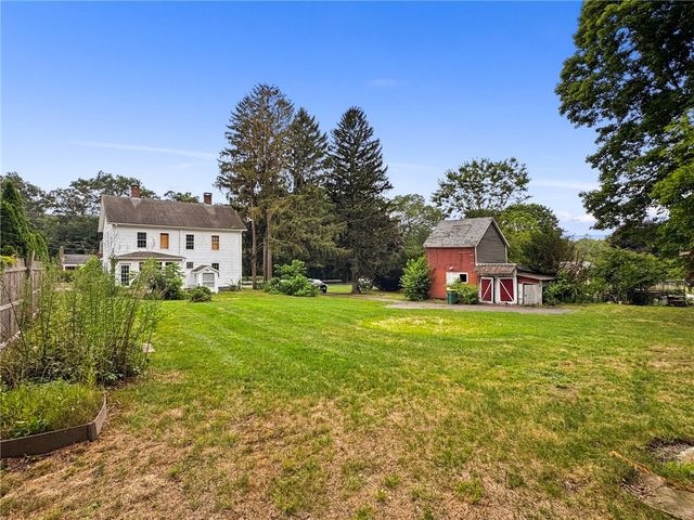 19 Mendon Road, North Attleboro, MA 02760