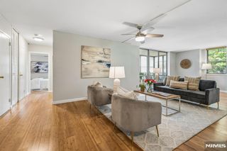 530 Valley Road C002V, Montclair, NJ 07043