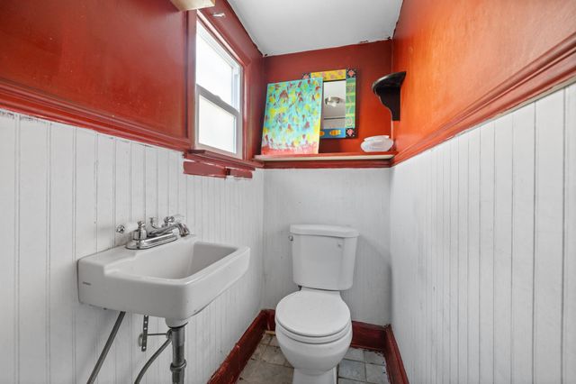 1746 8th Street, Oakland, CA 94607