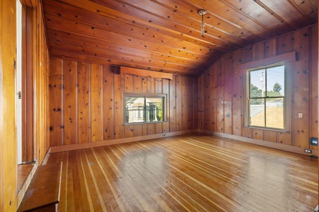 1746 8th Street, Oakland, CA 94607