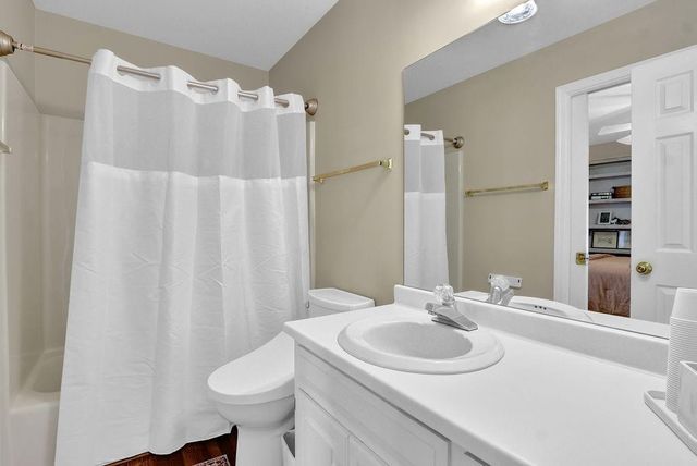 4706 Creek Wood Drive, Gainesville, GA 30507