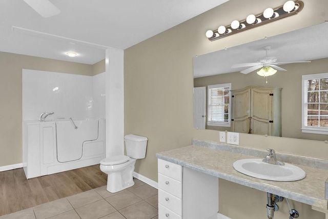 4706 Creek Wood Drive, Gainesville, GA 30507