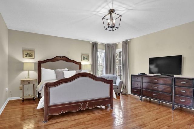 4706 Creek Wood Drive, Gainesville, GA 30507