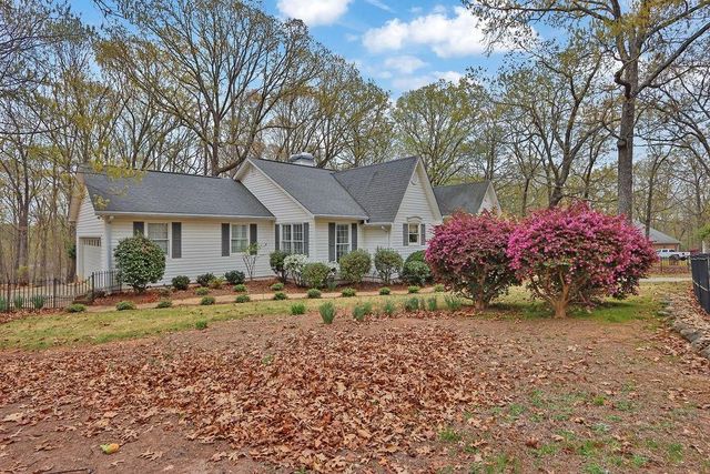 4706 Creek Wood Drive, Gainesville, GA 30507