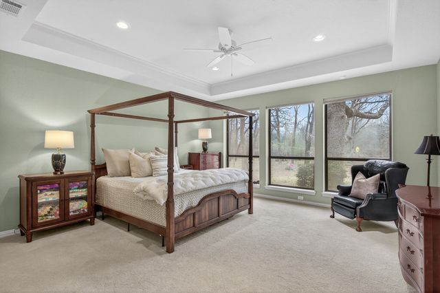 325 Thornhill Circle, Double Oak, TX 75077