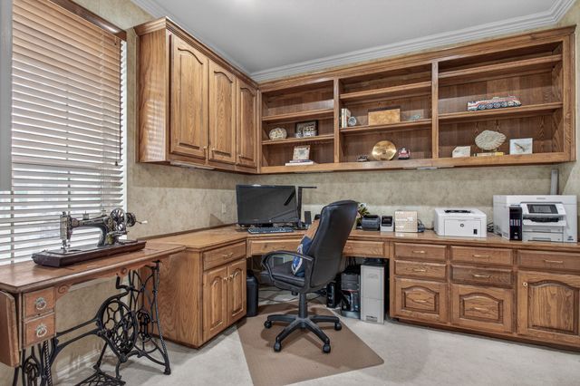 325 Thornhill Circle, Double Oak, TX 75077