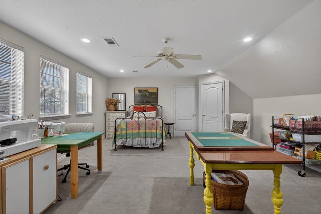 325 Thornhill Circle, Double Oak, TX 75077