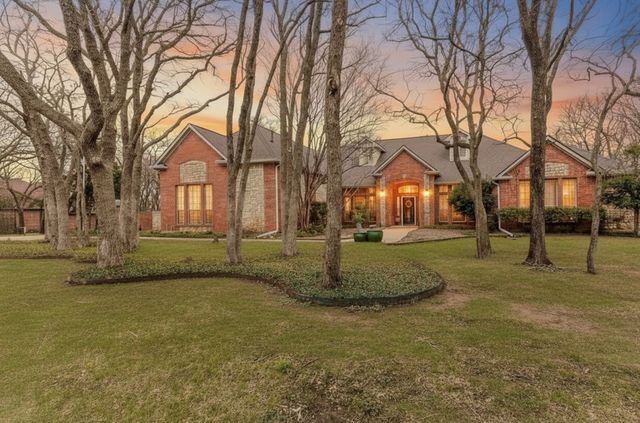 325 Thornhill Circle, Double Oak, TX 75077