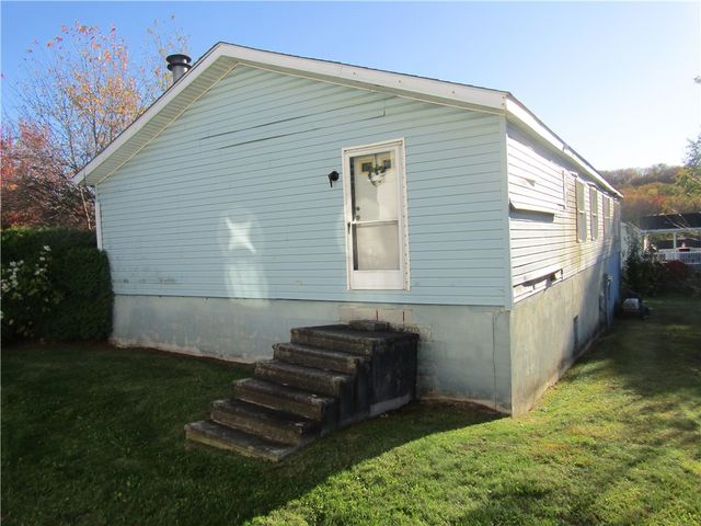 123 Stern Street, Somerset Twp, PA 15541