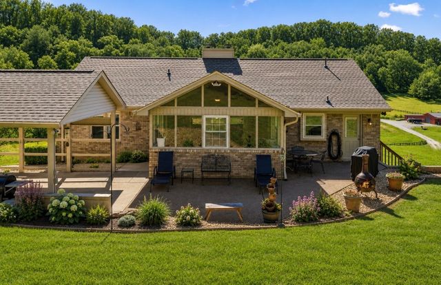 5005 Campbellsville Pike, Culleoka, TN 38451