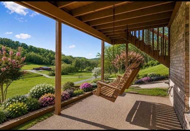 5005 Campbellsville Pike, Culleoka, TN 38451