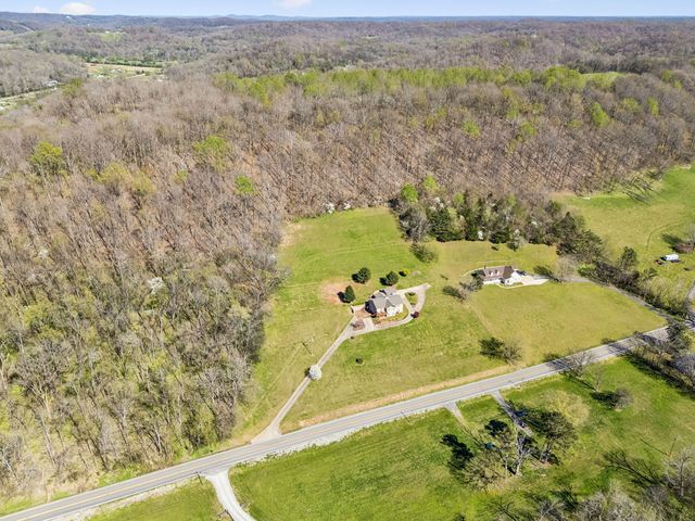 5005 Campbellsville Pike, Culleoka, TN 38451