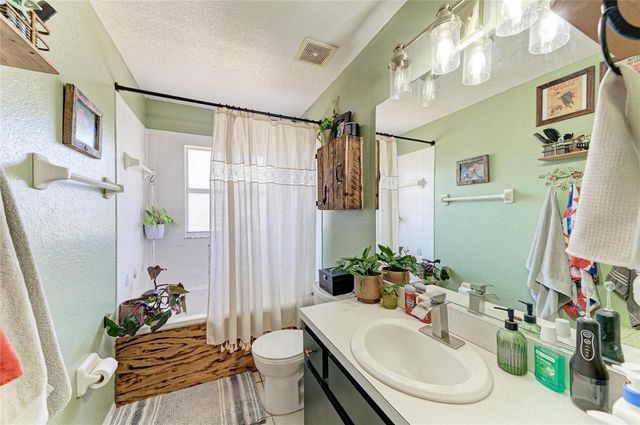 4678 253RD STREET E, Myakka City, FL 34251