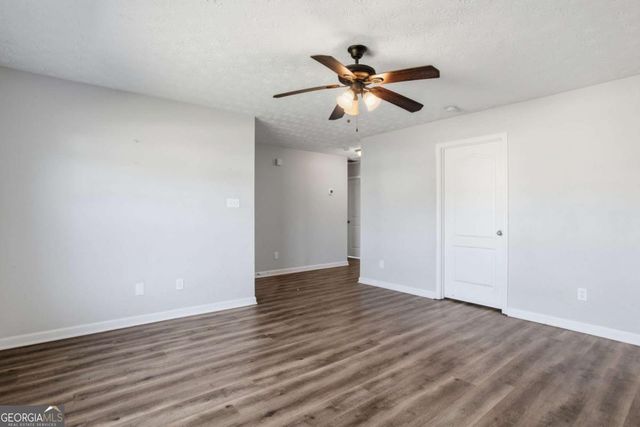 504 Dove Way, Social Circle, GA 30025